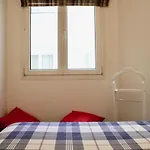Charming Apartment Near Montmartre